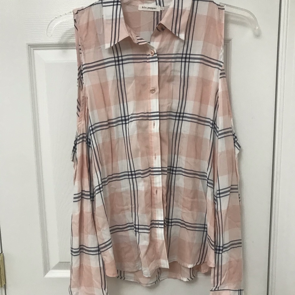 Woman’s button up cold shoulder blouse
